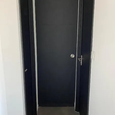 T2 Completely Renovated In A Quiet Area Close To Center Tours